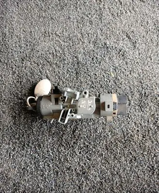 Mazda 323 F Ignition lock