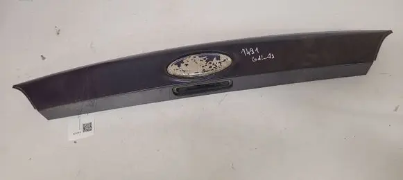Ford Focus Tailgate trim