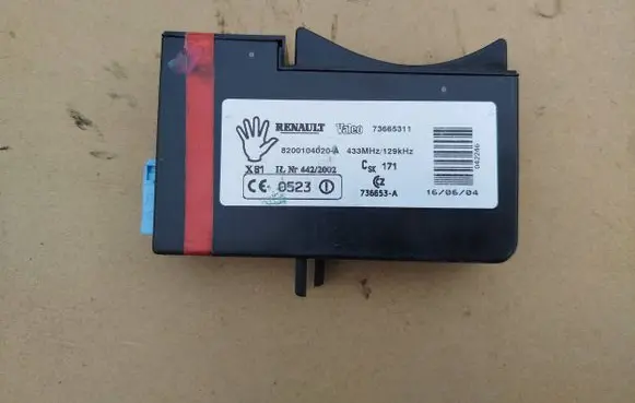 Renault Espace - Grand espace IV Ignition lock 8200104020A 73665311 736653A
