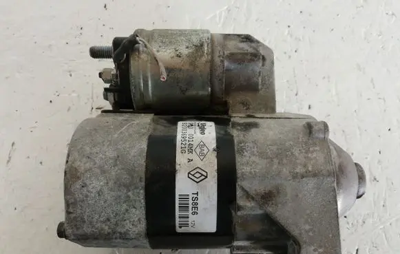 Dacia Sandero Starter motor 8200369521G