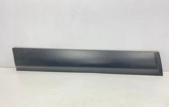 Nissan Qashqai Front door trim (molding) 80871JD00A