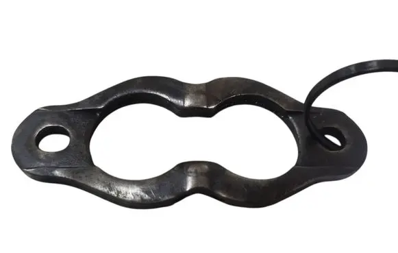 Volkswagen PASSAT B6 Fuel Injector clamp holder 