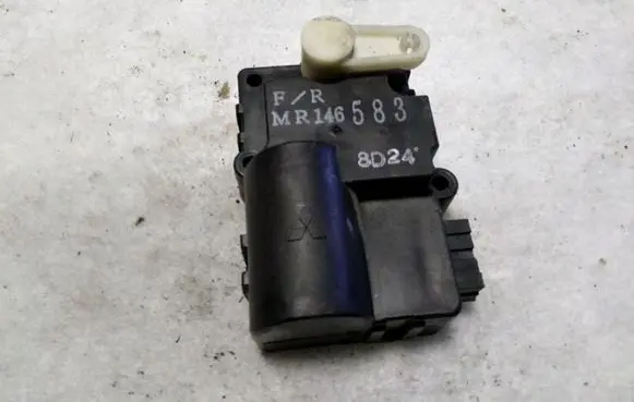 Mitsubishi Galant Air flap motor/actuator MR146583 8D24