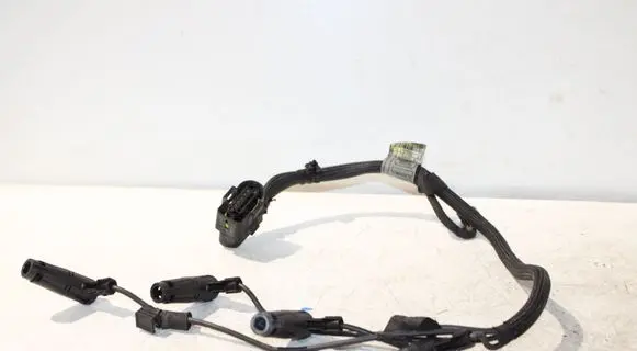 BMW 1 E81 E87 Glow plug wires 7580397