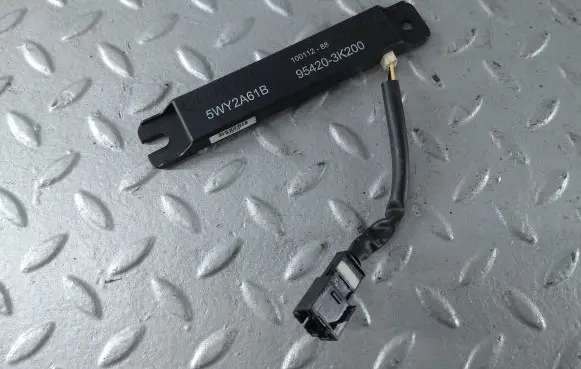 KIA Optima Aerial antenna amplifier 954203K200 5WY2A61B
