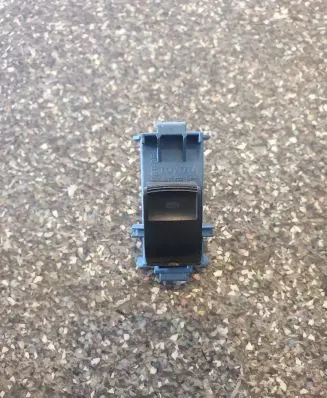 Toyota Avensis T270 Electric window control switch 8481005070