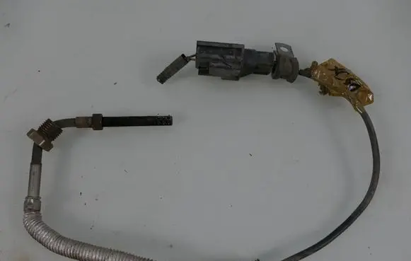 Volvo XC60 Exhaust gas temperature sensor 31431047 30713642 31370465