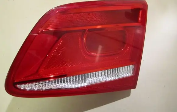 Volkswagen PASSAT B7 Tailgate rear/tail lights 3AE945094K