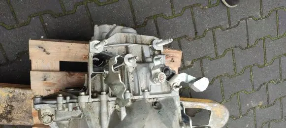 Manual 6 speed gearbox