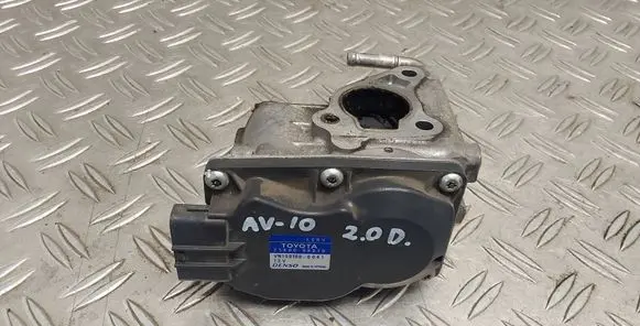 Toyota Avensis T270 EGR valve 258000R010