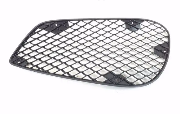 Mercedes-Benz E W212 Front bumper lower grill A2128850623