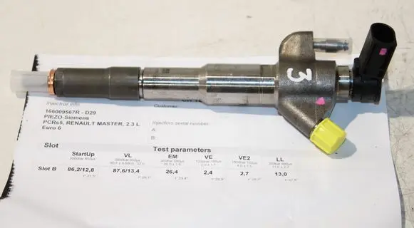 Renault Master III Fuel injector 166009567R