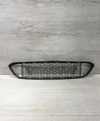 BMW 3 E92 E93 Front bumper lower grill 8047402