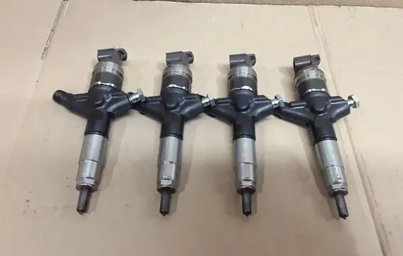 Subaru Legacy Fuel injectors set 16613AA030