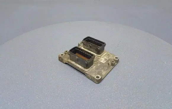 Opel Vectra C Engine control unit/module ECU 55351519