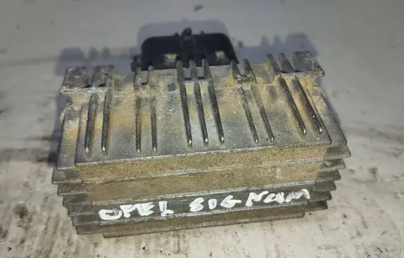 Opel Signum Glow plug pre-heat relay 51299008