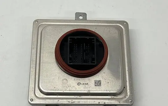 BMW 2 G42 LED ballast control module 5AOAFAO 608377