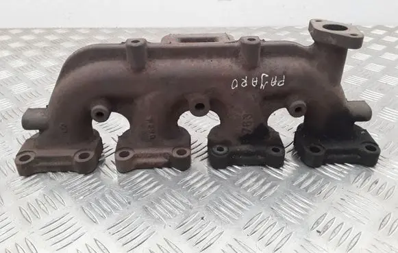 Mitsubishi Pajero Exhaust manifold