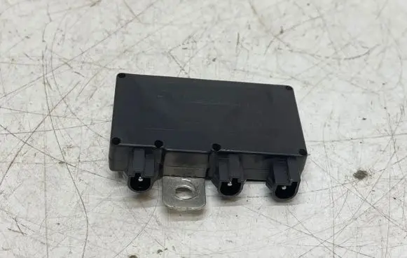 BMW 3 E46 Antenna control unit 65248380944