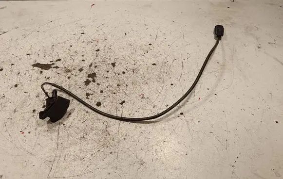 Jaguar XF X260 Windshield washer spray nozzle