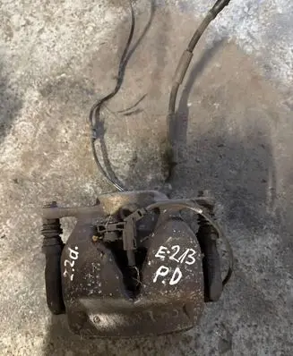 Mercedes-Benz E W213 Front brake caliper