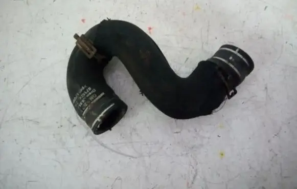 Opel Signum Engine coolant pipe/hose 9202112