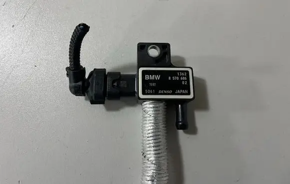 BMW X6 G06 Exhaust gas temperature sensor 8570686