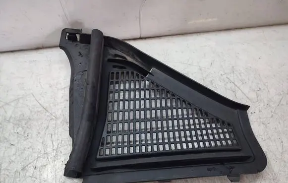 BMW X4 F26 Wiper trim 9184004