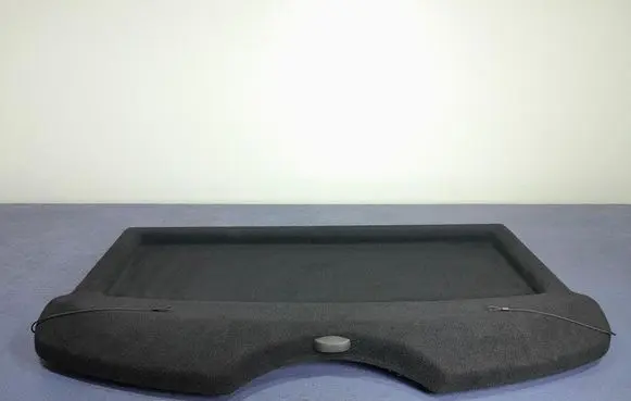 Parcel shelf