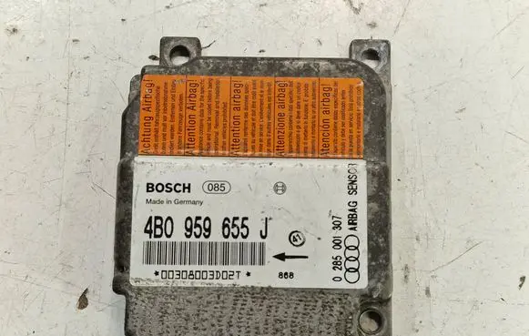 Audi A6 S6 C5 4B Airbag control unit/module 4B0959655J 0285001307