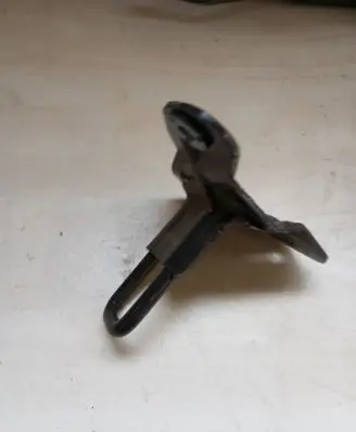 KIA Sportage Bracket in trunk/boot 