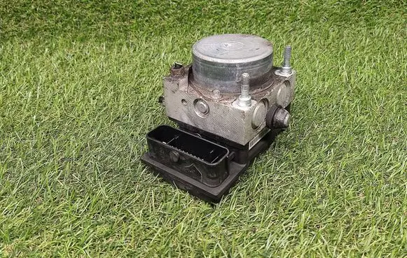 Opel Corsa D ABS Pump 13282282 0265232288