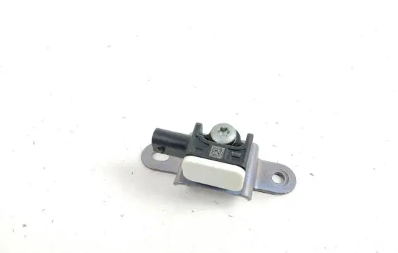 Porsche Cayenne (9Y0 9Y3) Airbag deployment crash/impact sensor 971907651