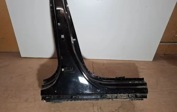 Volvo XC60 Side car body part 