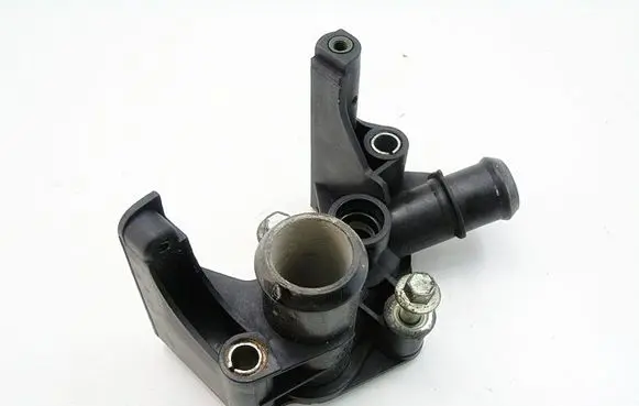 Ford Fiesta I Engine coolant pipe/hose