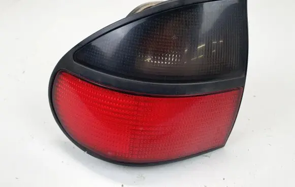 Renault Laguna I Rear/tail lights 7700820052