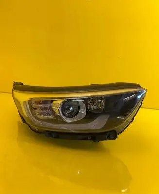 KIA Stonic Headlight/headlamp 92102-H8