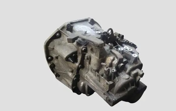Nissan Qashqai+2 Manual 6 speed gearbox