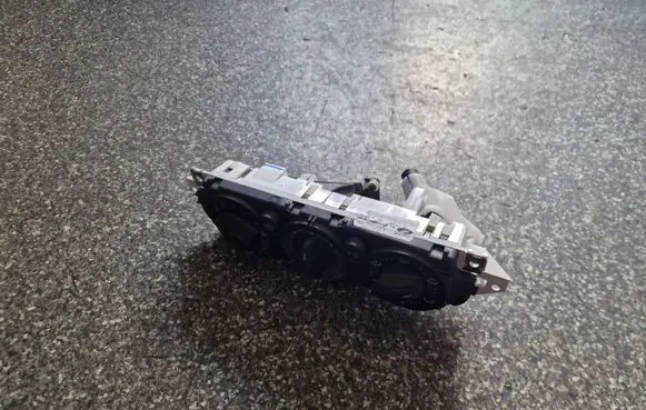 Ford Focus Climate control unit 3M5T19980AD