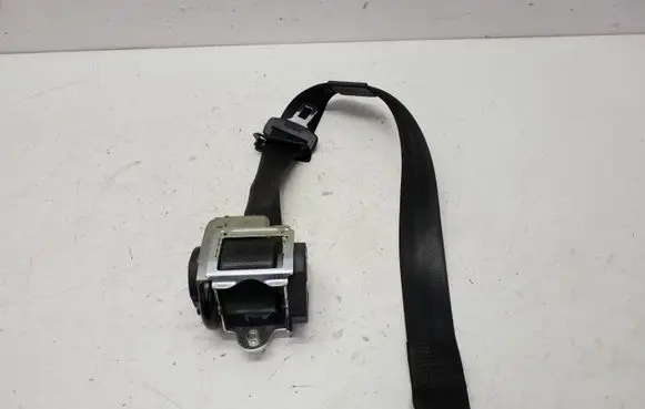 Audi A4 S4 B7 8E 8H Front seatbelt 8H0857706C 600489900