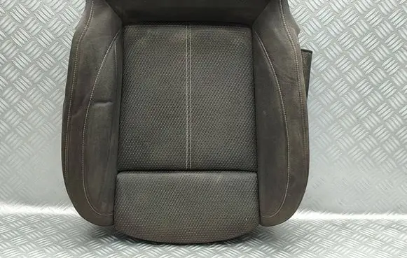 Opel Zafira C Seat trim