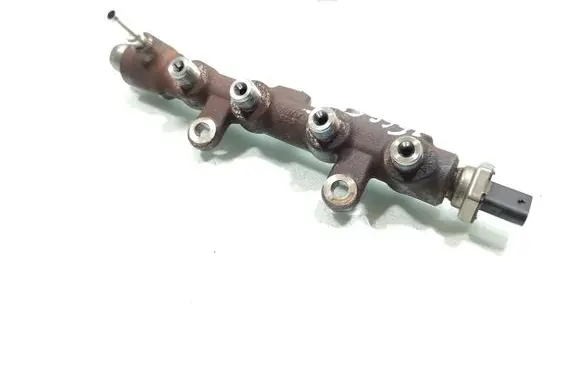 Opel Crossland X Fuel main line pipe 9821399680 9810824880