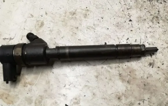 Volvo S60 Fuel injector 0445110298307775262704