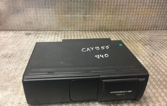Porsche Cayenne (9PA) CD/DVD changer 7L5035111C