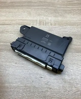Lexus RX 450H Air conditioner control unit module 8865048F70