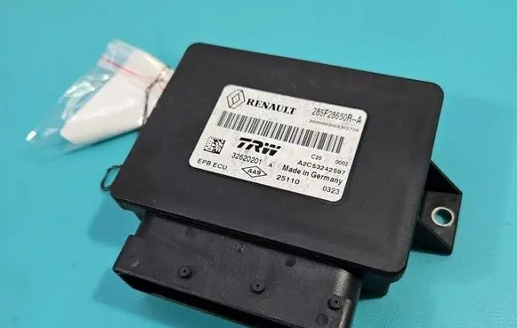 Renault Scenic III - Grand scenic III Central body control module 285F28650RA IMPRK1582627