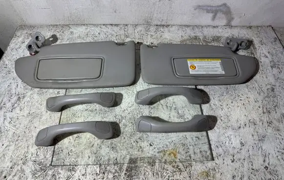 Volvo S60 A set of handles for the ceiling 