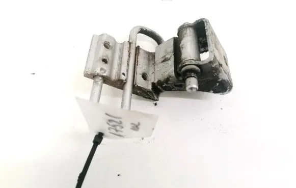Audi A6 S6 C6 4F Rear door lower hinge 8E0833412