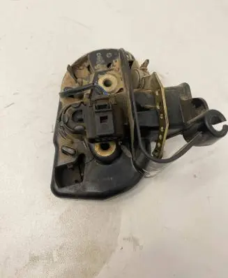 Volkswagen Transporter - Caravelle T5 Sliding door lock 7H0843604