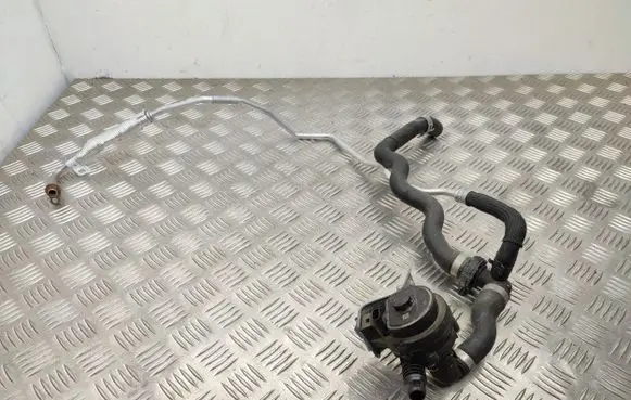 BMW X1 F48 F49 Electric auxiliary coolant/water pump 8643397